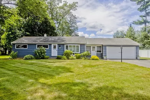 152 Druid Hill Rd, Springfield, MA 01129 photo 2