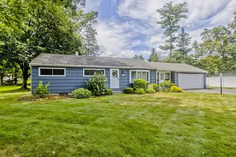 152 Druid Hill Rd, Springfield, MA 01129 photo 3