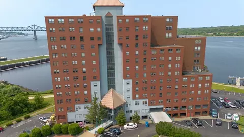 750 Davol St #324, Fall River, MA 02720 photo 3