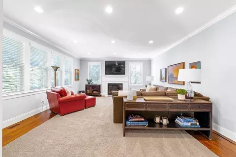 1332 Great Plain Ave, Needham, MA 02492 photo 9