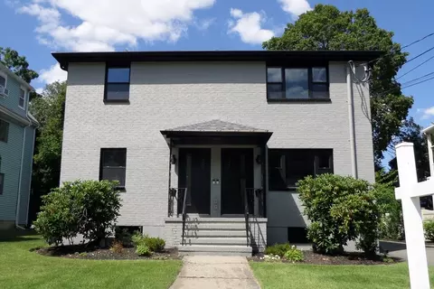 137 Crafts St #137, Newton, MA 02460