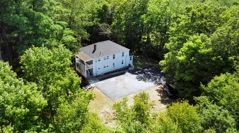 412 Charlton St, Southbridge, MA 01550