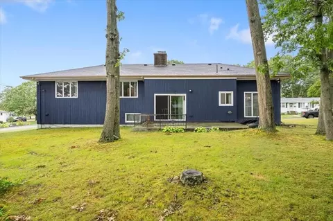 44 Fenmore St, Fall River, MA 02723 photo 6