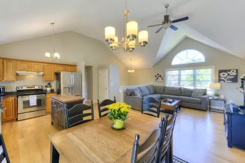Dining - 2 Matteo St, Worcester, MA 01606 photo 2 of 2