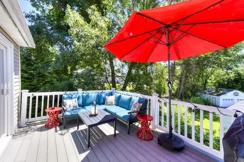 Exterior - 2 Matteo St, Worcester, MA 01606 photo 8 of 11