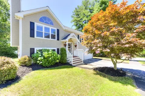 Exterior - 2 Matteo St, Worcester, MA 01606 photo 3 of 11