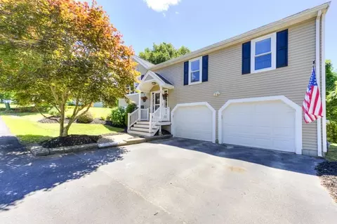 Exterior - 2 Matteo St, Worcester, MA 01606 photo 2 of 11