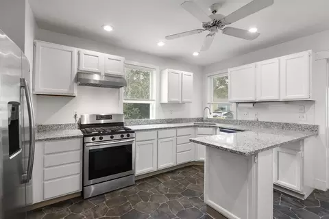 27 Dix St #1, Boston, MA 02122