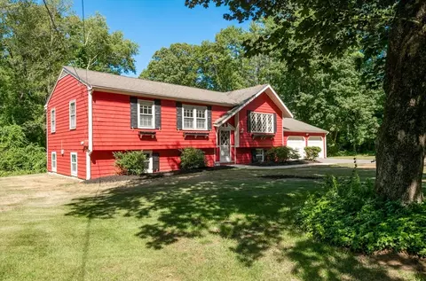 5 Parish Rd, Georgetown, MA 01833 photo 3