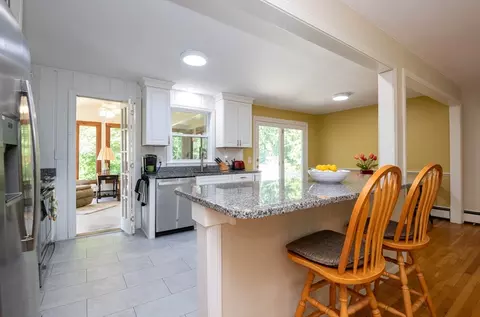 5 Parish Rd, Georgetown, MA 01833 photo 15