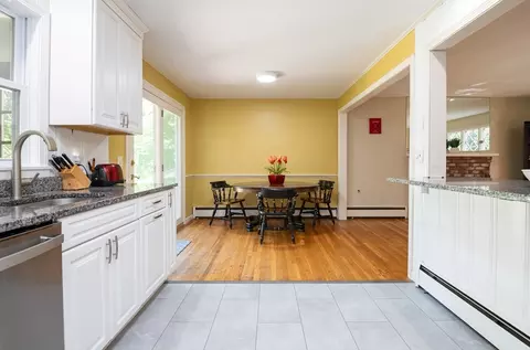 5 Parish Rd, Georgetown, MA 01833 photo 18