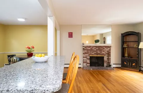 5 Parish Rd, Georgetown, MA 01833 photo 10