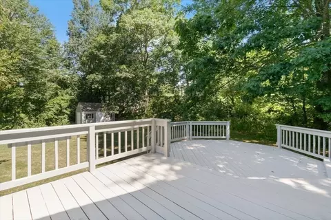 5 Coventry Ln, Derry, NH 03038 photo 7