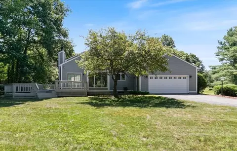 5 Coventry Ln, Derry, NH 03038 photo 3