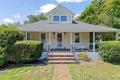 24 Fay Rd, Scituate, MA 02066