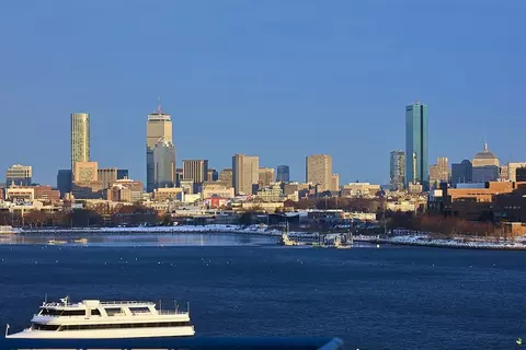 1001 Marina Dr #801, Quincy, MA 02171