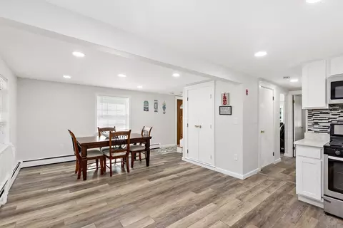 49 Cromesett Rd, Wareham, MA 02571 photo 8