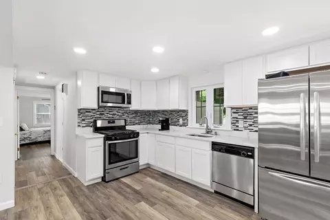 49 Cromesett Rd, Wareham, MA 02571 photo 9