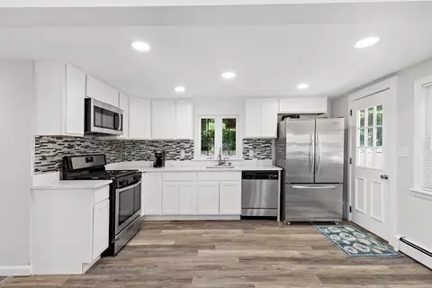 49 Cromesett Rd, Wareham, MA 02571 photo 13