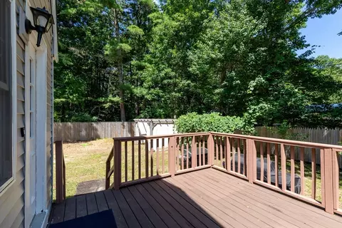 49 Cromesett Rd, Wareham, MA 02571 photo 3
