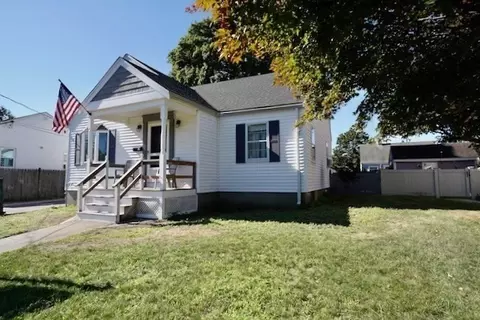 31 Rockdale Ave, Peabody, MA 01960