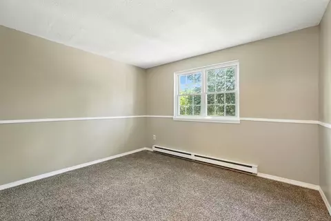 7 Maple Crest Cir #E, Holyoke, MA 01040 photo 15