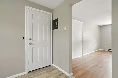 7 Maple Crest Cir #E, Holyoke, MA 01040 photo 6