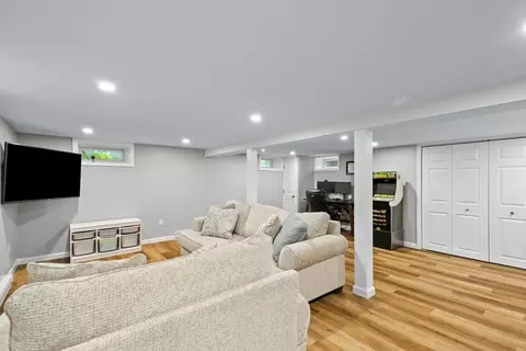 73 Fruit St, Mansfield, MA 02048 photo 24