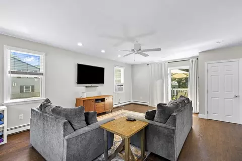 73 Fruit St, Mansfield, MA 02048 photo 5
