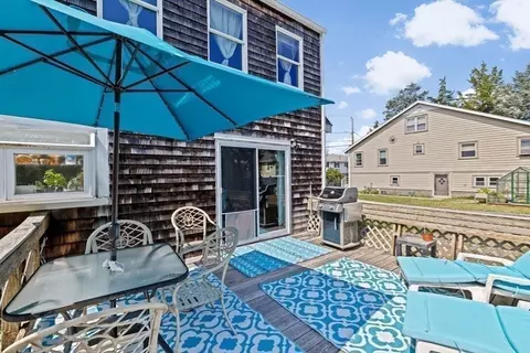 Exterior - 48 Guild St, Hull, MA 02045 photo 3 of 10