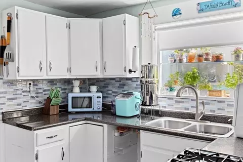Kitchen - 48 Guild St, Hull, MA 02045 photo 1 of 5