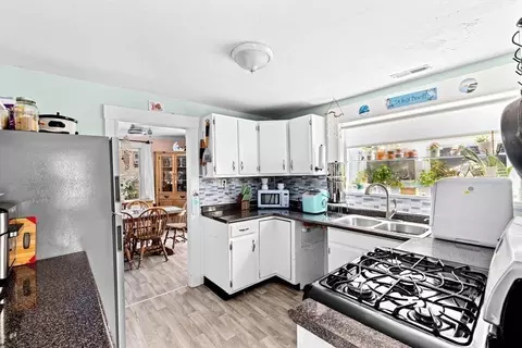 Kitchen - 48 Guild St, Hull, MA 02045 photo 5 of 5