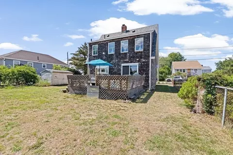 Exterior - 48 Guild St, Hull, MA 02045 photo 9 of 10