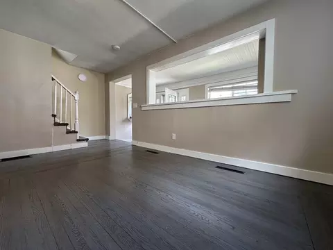 Living - 177 Johnson St, Springfield, MA 01108 photo 4 of 6