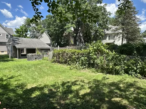 Exterior - 177 Johnson St, Springfield, MA 01108 photo 7 of 7