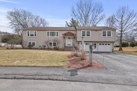 60 Revere Rd, Woburn, MA 01801