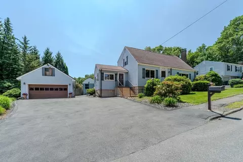 2 Otis St, Woburn, MA 01801