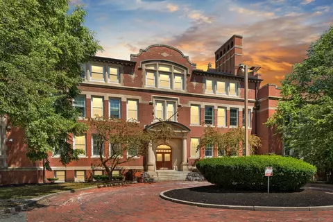 20-30 Daniels St #320, Malden, MA 02148