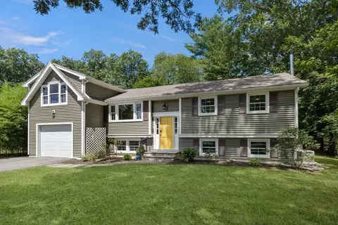 86 Christopher Rd, Holliston, MA 01746