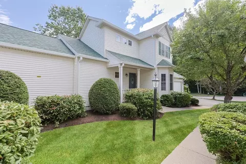 13 Village Cir #13, Milford, MA 01757