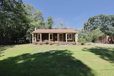 356 Keys Rd, West Brookfield, MA 01585