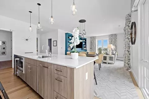 Kitchen - 10 Shipyard Dr #312, Hingham, MA 02043 photo 3 of 6