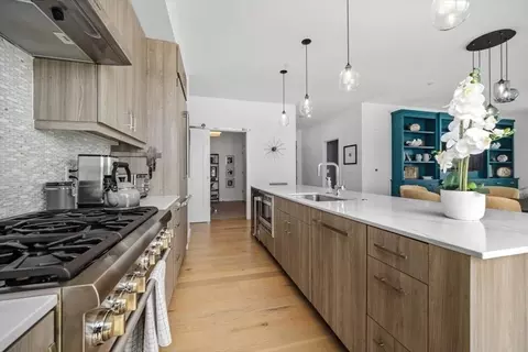 Kitchen - 10 Shipyard Dr #312, Hingham, MA 02043 photo 2 of 6