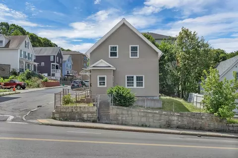 154 Belmont St, Worcester, MA 01605