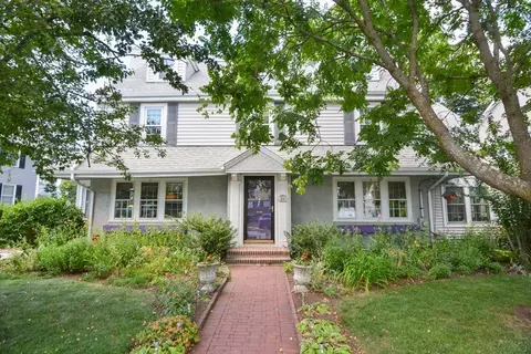 36 Nelson St, Framingham, MA 01702