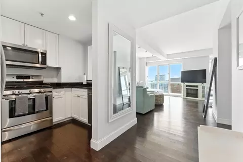 1 Nassau St #1308, Boston, MA 02111