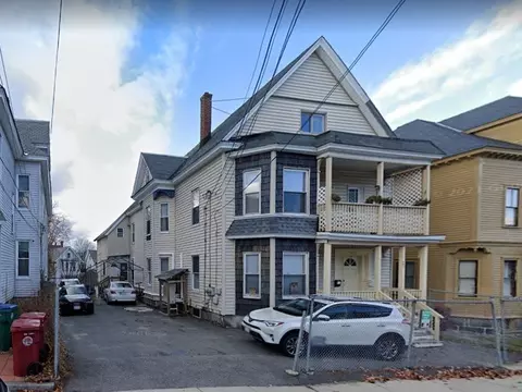 27 Bellevue St, Lowell, MA 01851