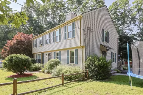 8 Rivers Edge Rd #8, Blackstone, MA 01504