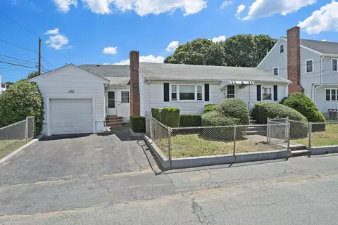 56 Dayton St, Quincy, MA 02169
