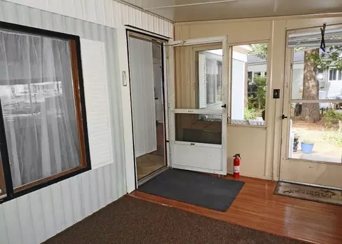 13 Siesta Dr, Wareham, MA 02576 photo 2